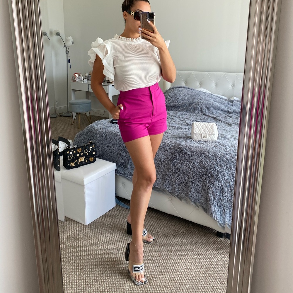 Ruffle shirt